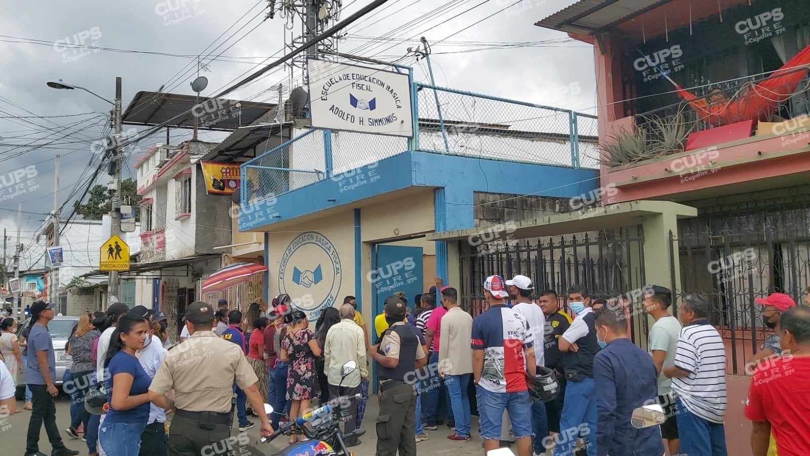Hombre murió de un infarto durante elecciones en Guayaquil