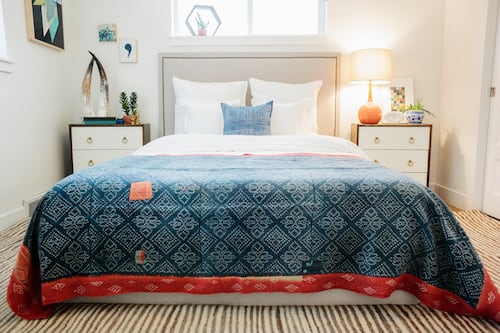 Si arriendas en Airbnb en Ecuador: estas son tus obligaciones tributarias en 2026