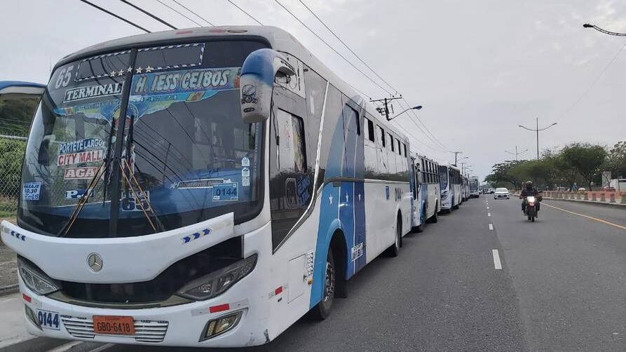 paro de transportistas en Guayquil
