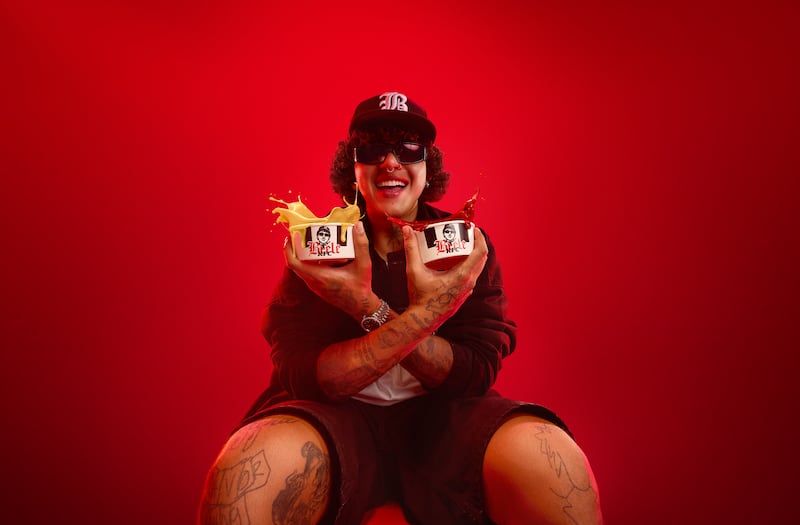 KFC presentó oficialmente en Ecuador su nuevo Bucket de Salsas