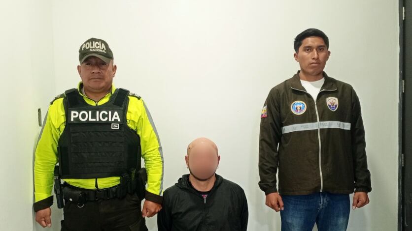 Capturan a sujeto en Quito por extorsión: pedía USD 4.000 a su víctima
