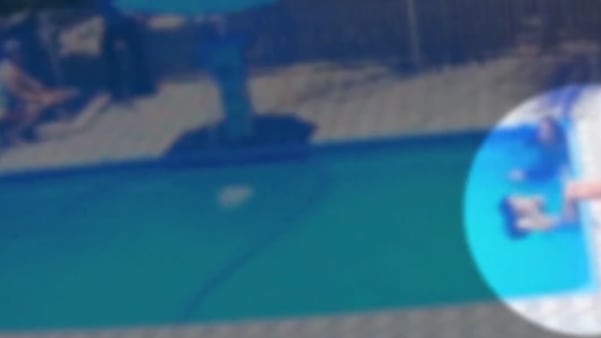 Muere una niña en una piscina al quedar atrapada por su cabello