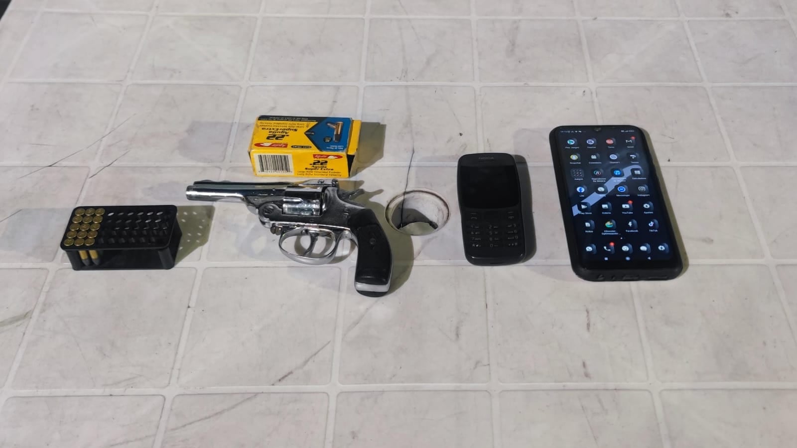 Un estudiante recibió el disparo en aula de colegio público de Quito, pero no resultó herido