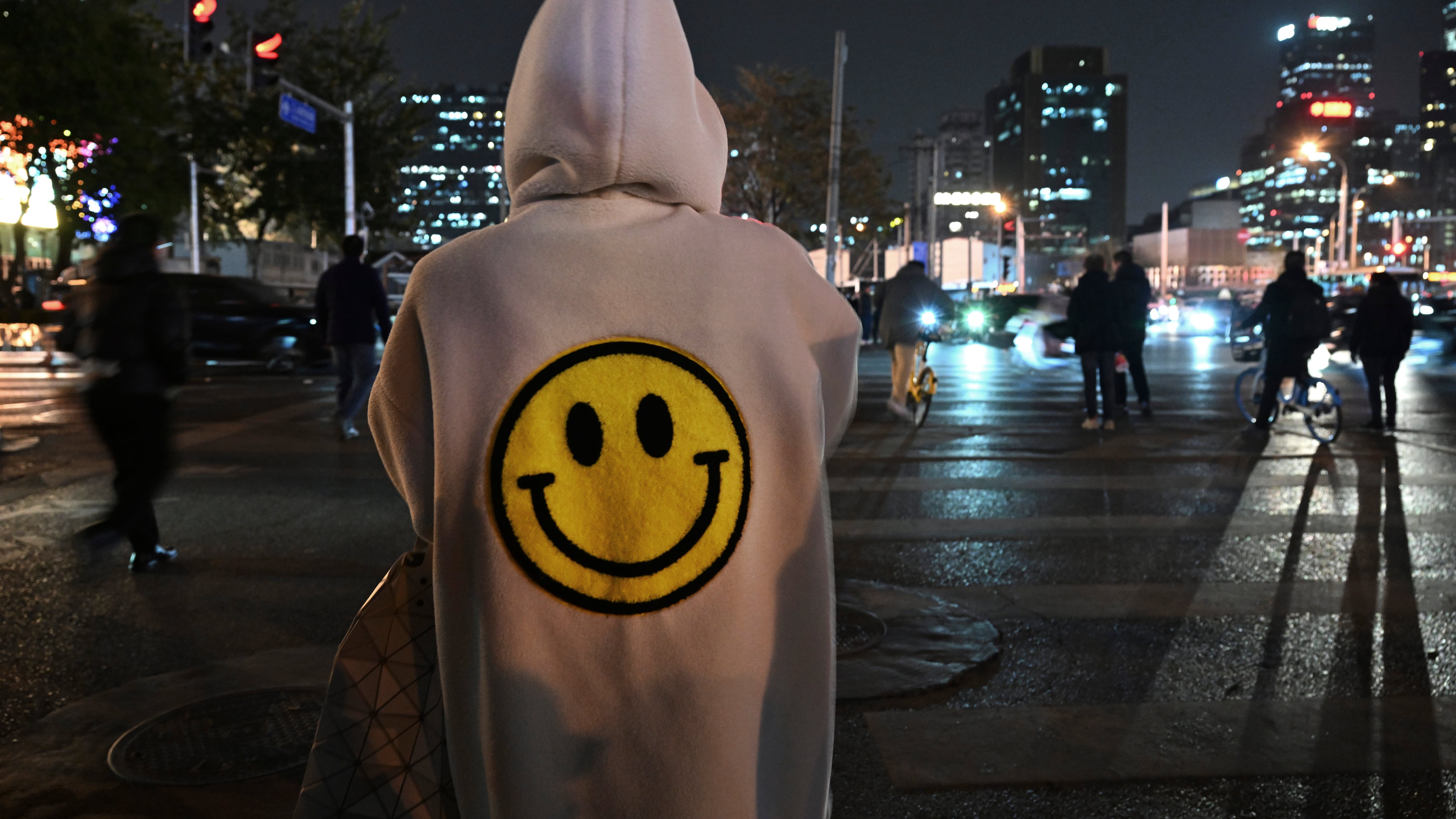 Las clasificaciones se basan en una media de tres años de la evaluación media de la calidad de vida de cada población. Se utilizan factores como el PIB, la esperanza de vida, tener a alguien con quien contar, la sensación de libertad, la generosidad y la percepción de la corrupción.