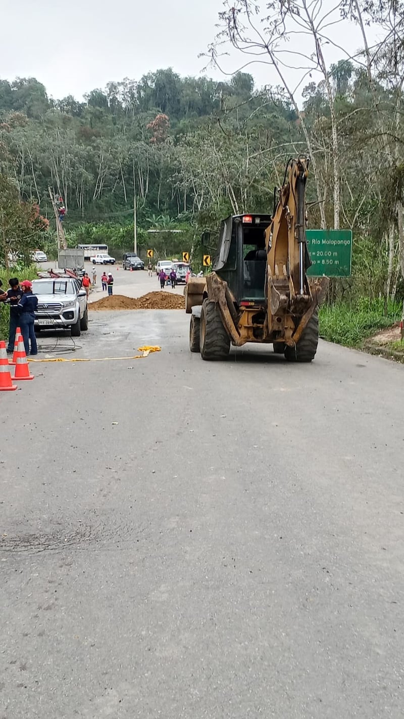 El puente Mollopongo será reemplazado temporalmente por un puente Bailey, mientras se reparan los daños en la plataforma de la carretera Cuenca-Girón-Pasaje.