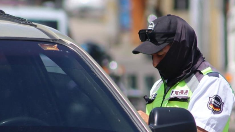 Cierres viales en Cuenca por el Gran Pase del Niño Viajero afectarán varias calles del centro histórico.