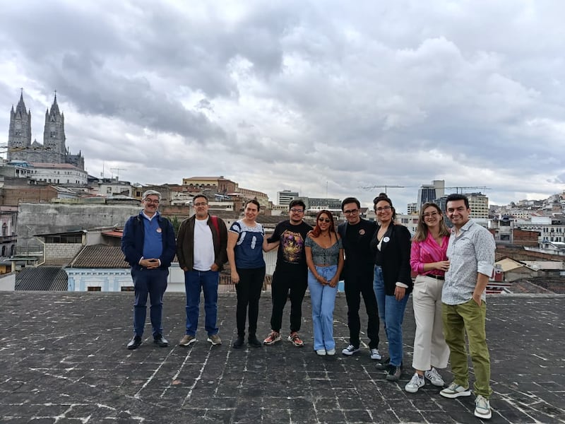 Para los académicos, la caminata no es un simple itinerario turístico ni un ejercicio académico formal.