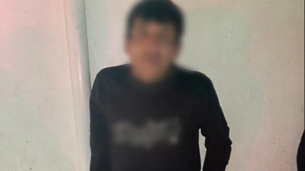 Policía disparó contra sujeto que intentó apuñalarlo en el sur de Quito: “esta vez no me van a llevar”