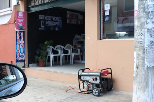 Cortes de luz afectan a varios sectores de Quito tras problemas en Coca Codo Sinclair