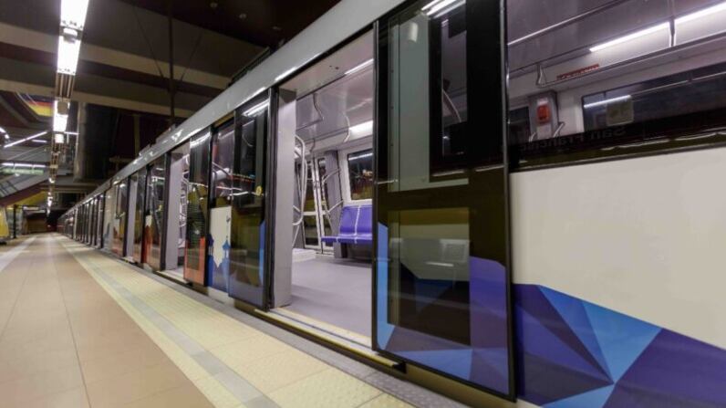 Pabel Muñoz anuncia análisis para la compra de nuevos trenes para el Metro de Quito