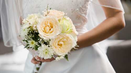 Mujer canceló su boda por infidelidad, pero aprovechó la fiesta para cobrar entrada y recuperar su dinero