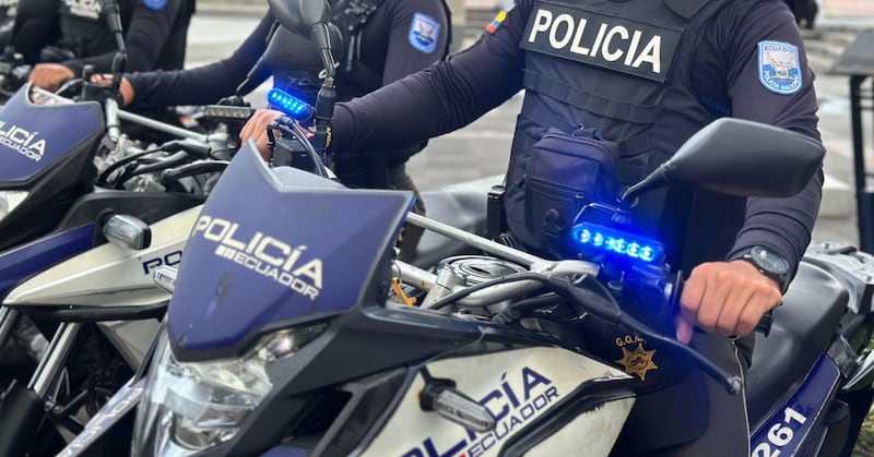 Policías se habrían apropiado de USD 14.000 de un hombre que iba a comprar un carro en Guayaquil