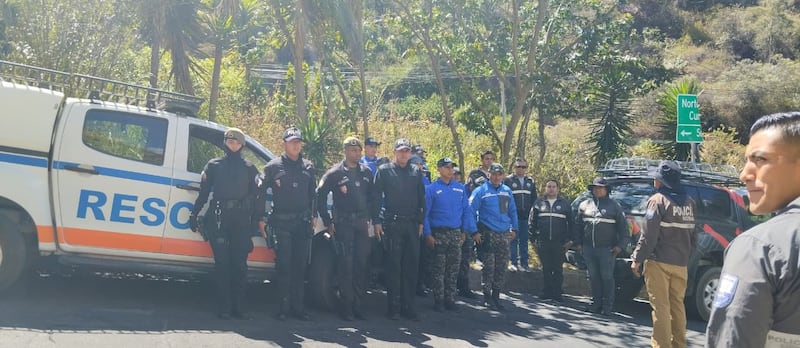 Recuperan el cuerpo de la joven que se lanzó del puente de Guápulo