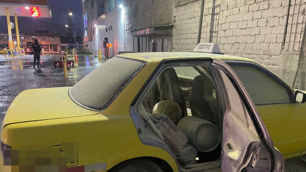 vehículo con cilindros de gas y explosivos en Quitumbe, sur de Quito