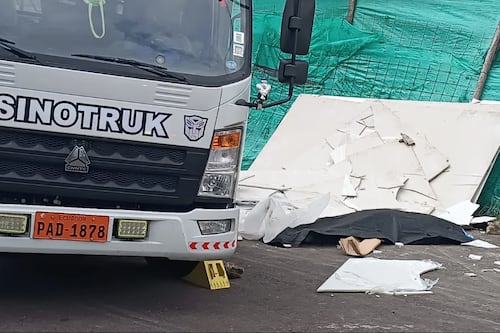 Fatal: Trabajador extranjero murió aplastado por varias láminas de mármol en Quito
