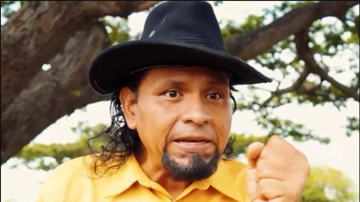 Miguel Santana, ‘Compadre Candelario’ podría perder su pierna y pide ayuda