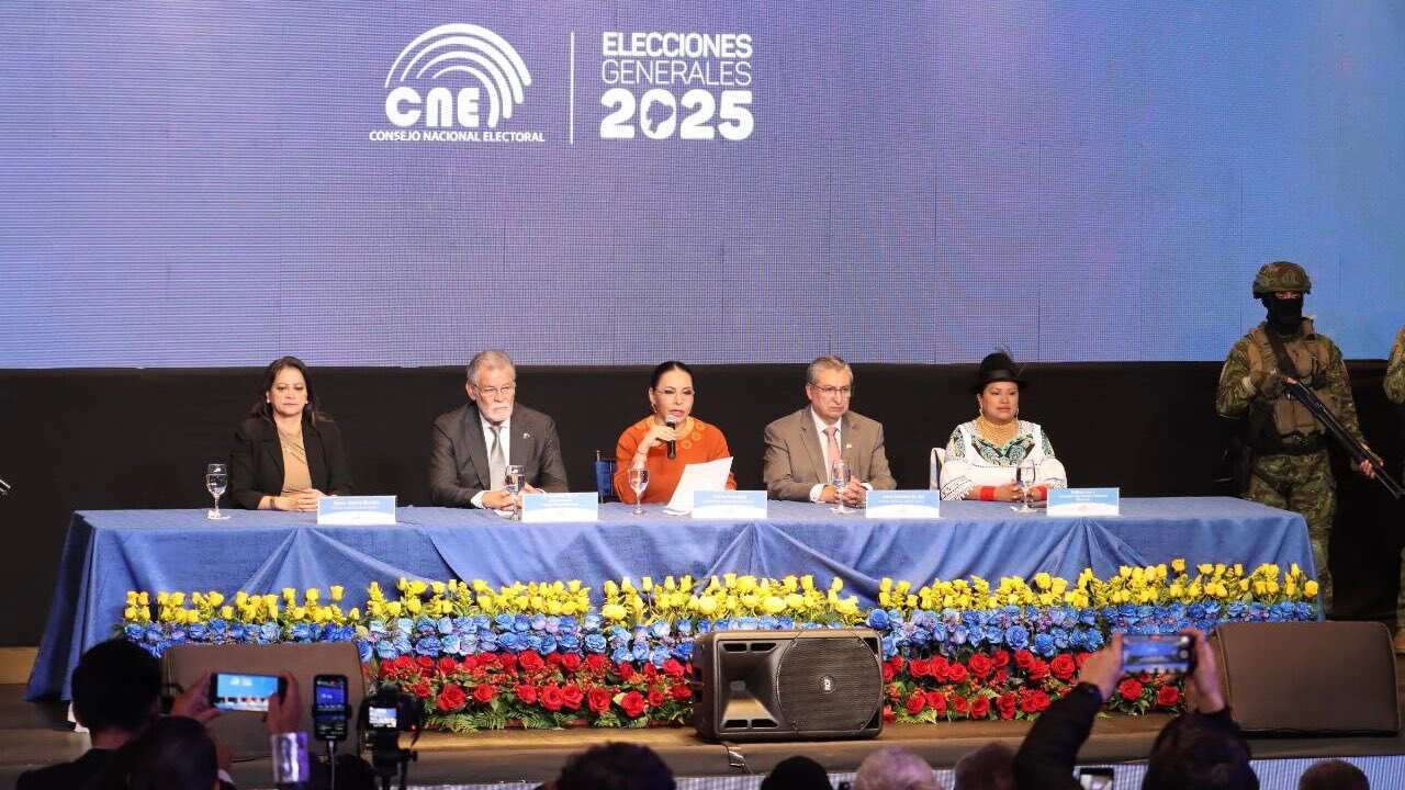 CNE anunciando los resultados oficiales de la segunda vuelta electoral