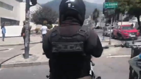 Amenaza de bomba en el Complejo Judicial Norte de Quito provoca evacuación