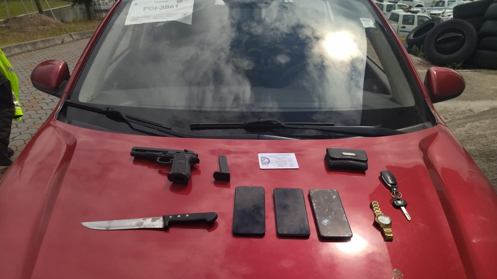la Policía capturó a sujetos que estarían involucrados en varios casos de robo