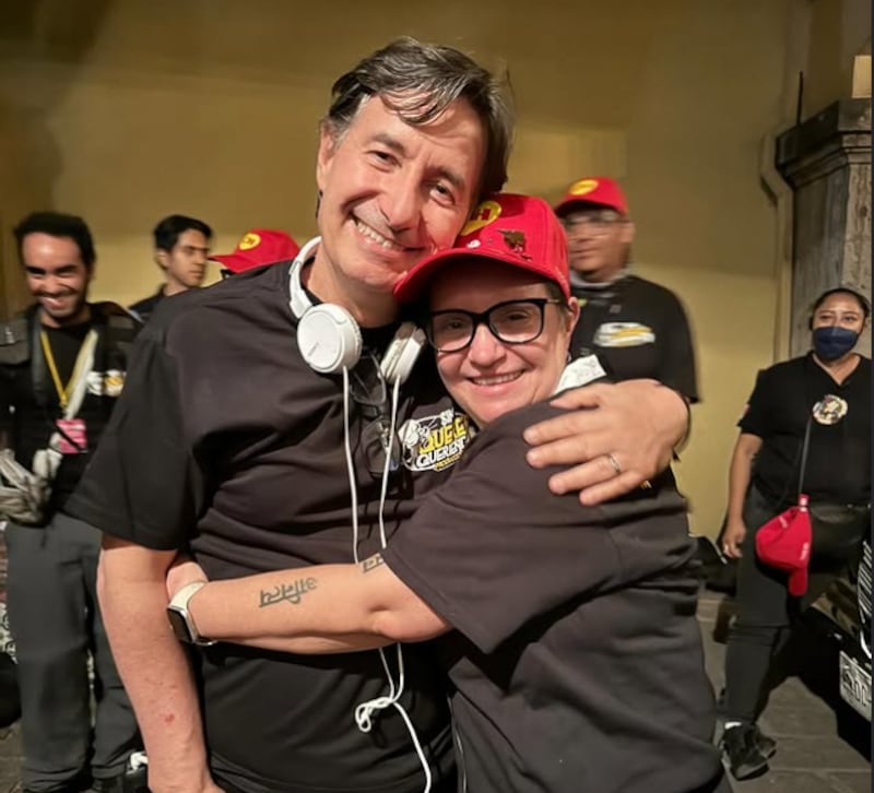 Roberto Gómez Fernández y su hermana Paulina