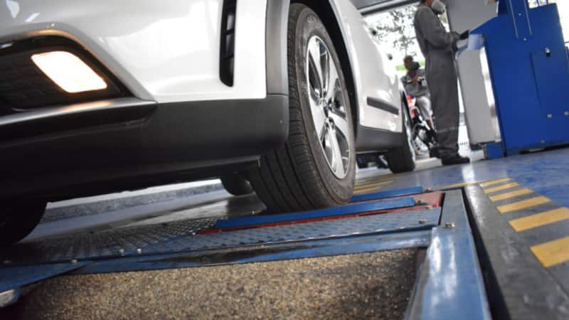 Revisión vehicular en Quito