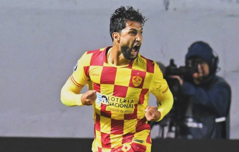 Asaltaron a Jason Medina, goleador de ‘Papá', en el norte de Quito
