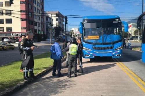 Una persona fue atropellada por un bus en el norte de Quito