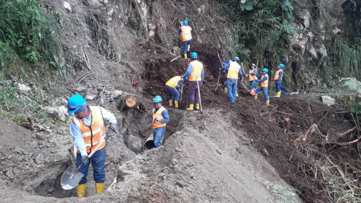 Nueve sectores del norte de Quito se quedan sin agua por cinco días tras rotura de tubería