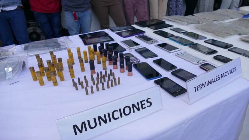 Golpe a Los Lobos y Los Choneros en Quito: 33 detenidos, armas y drogas incautadas en el Comité, La Bota y El Mirador