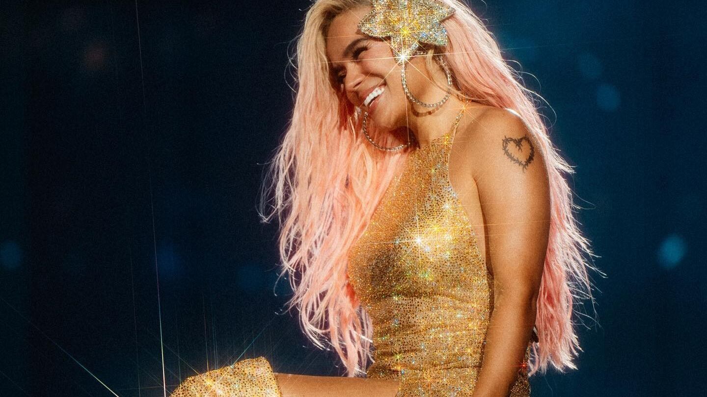 Karol G subió al escenario a Amaia Montero y presentará en vivo el concierto por YouTube del Estadio Santiago Bernabéu de este 23 de julio