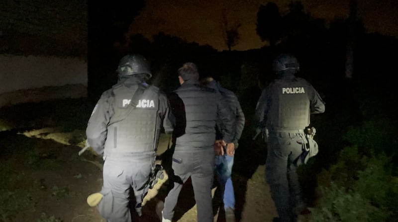 Joven falleció tras recibir una puñalada en el cuello durante una discusión por un supuesto dinero extraviado en Quito