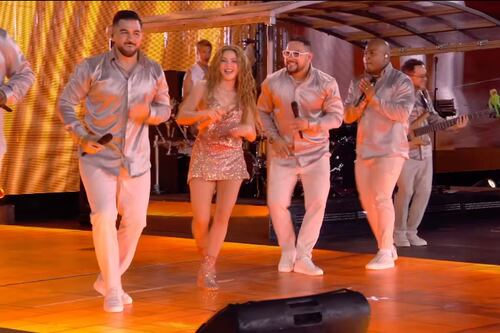 VIDEO: Shakira enciende Cali con Grupo Niche y así emocionó a su público