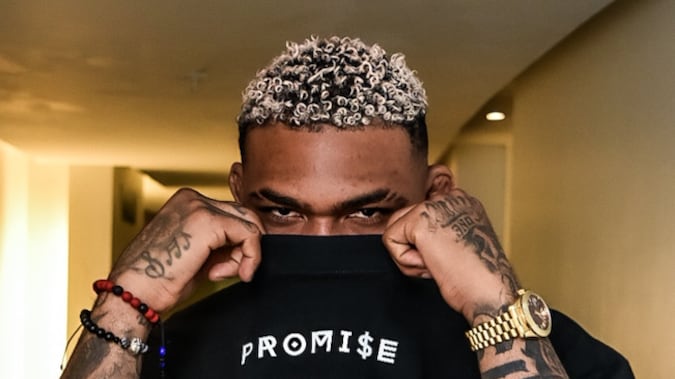 Michael Morales se realizó una espalda completa.