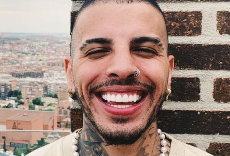 “Todo de ti” de Rauw Alejandro se posiciona como la nueva canción romántica de TikTok