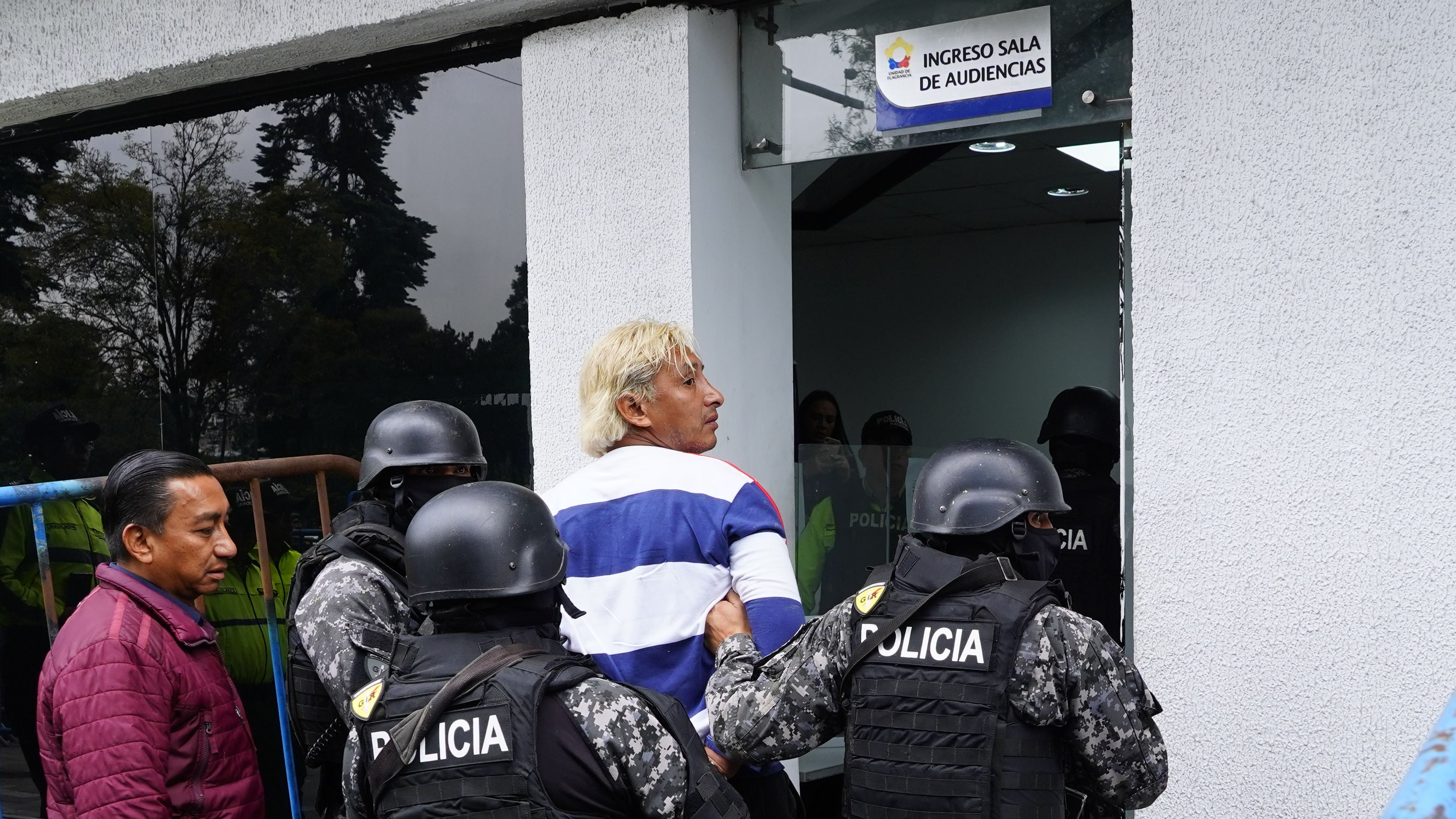 Colón Pico llega a la unidad de Flagrancia