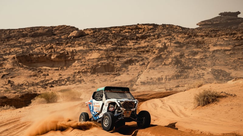La lucha en pleno desierto para culminar uno de los mejores Dakar de su vida en el puesto 11.
