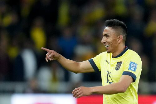 Del fútbol al baile, así se ven los ‘pasos prohibidos’ de Ángel Mena en México