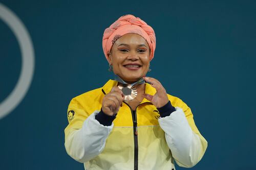 Habrá homenaje en Quito para recibir a Neisi Dájomes y Angie Palacios