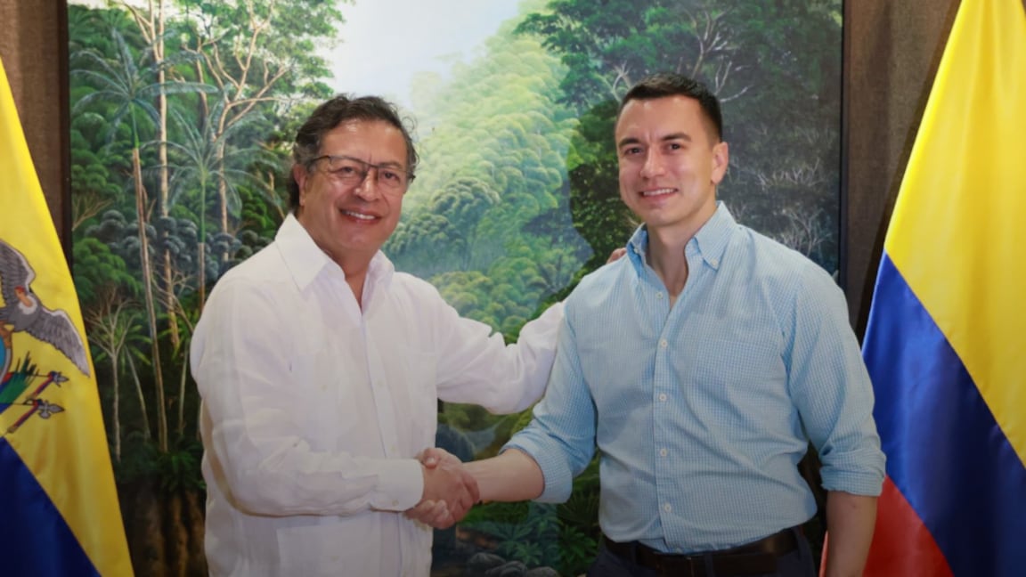 Presidente de Ecuador, Daniel Noboa, y homólogo de Colombia, Gustavo Petro en Galápagos