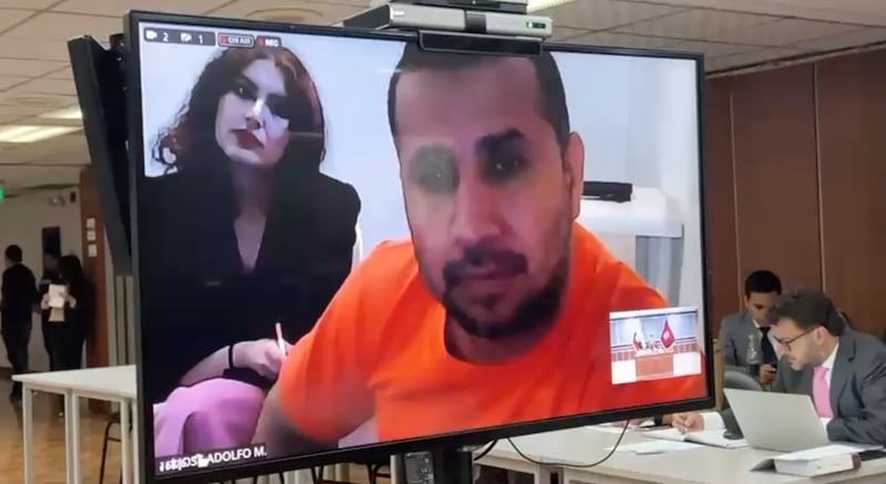 Así lució alias ‘Fito’ durante la audiencia donde se acogió al proceso de extradición