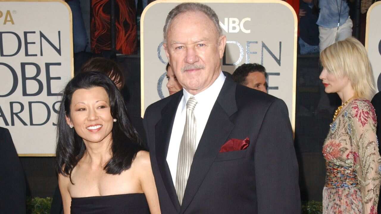 Betsy Arakawa y Gene Hackman
