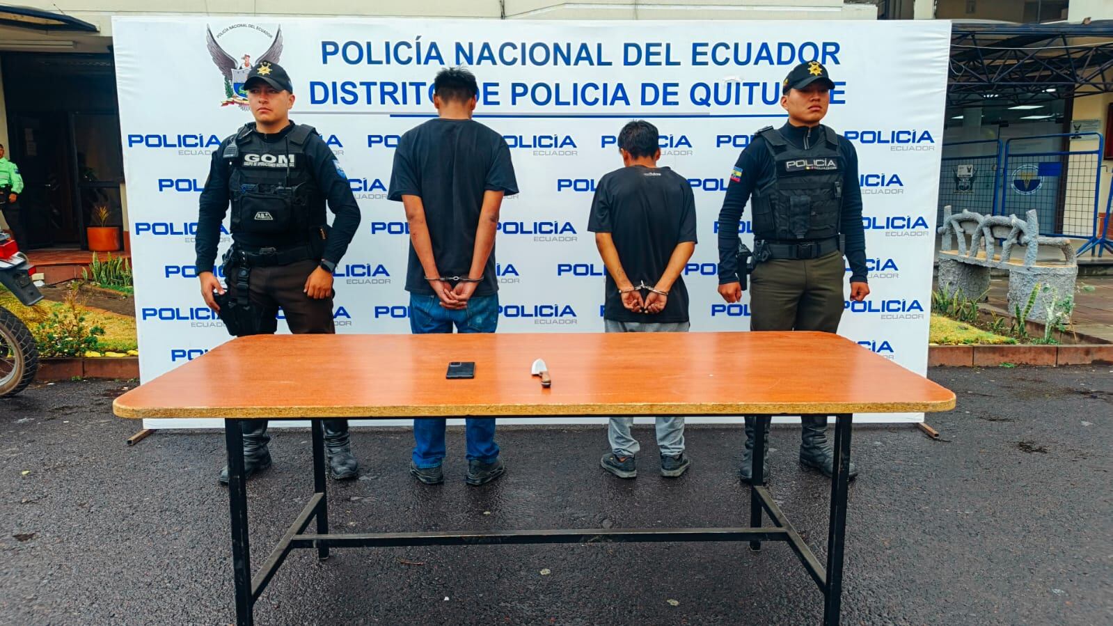 Delincuentes ejecutaron violento asalto a bus en el sur de Quito: dos fueron detenidos tras robar a una joven