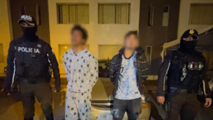 Delincuentes estaban asaltando a bordo de un vehículo en el norte de Quito
