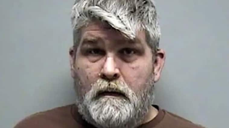 Hombre asesina a su hijo por error mientras le mostraba sus armas de uso personal