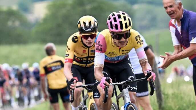 Richard Carapaz y Jonas Vingegaard