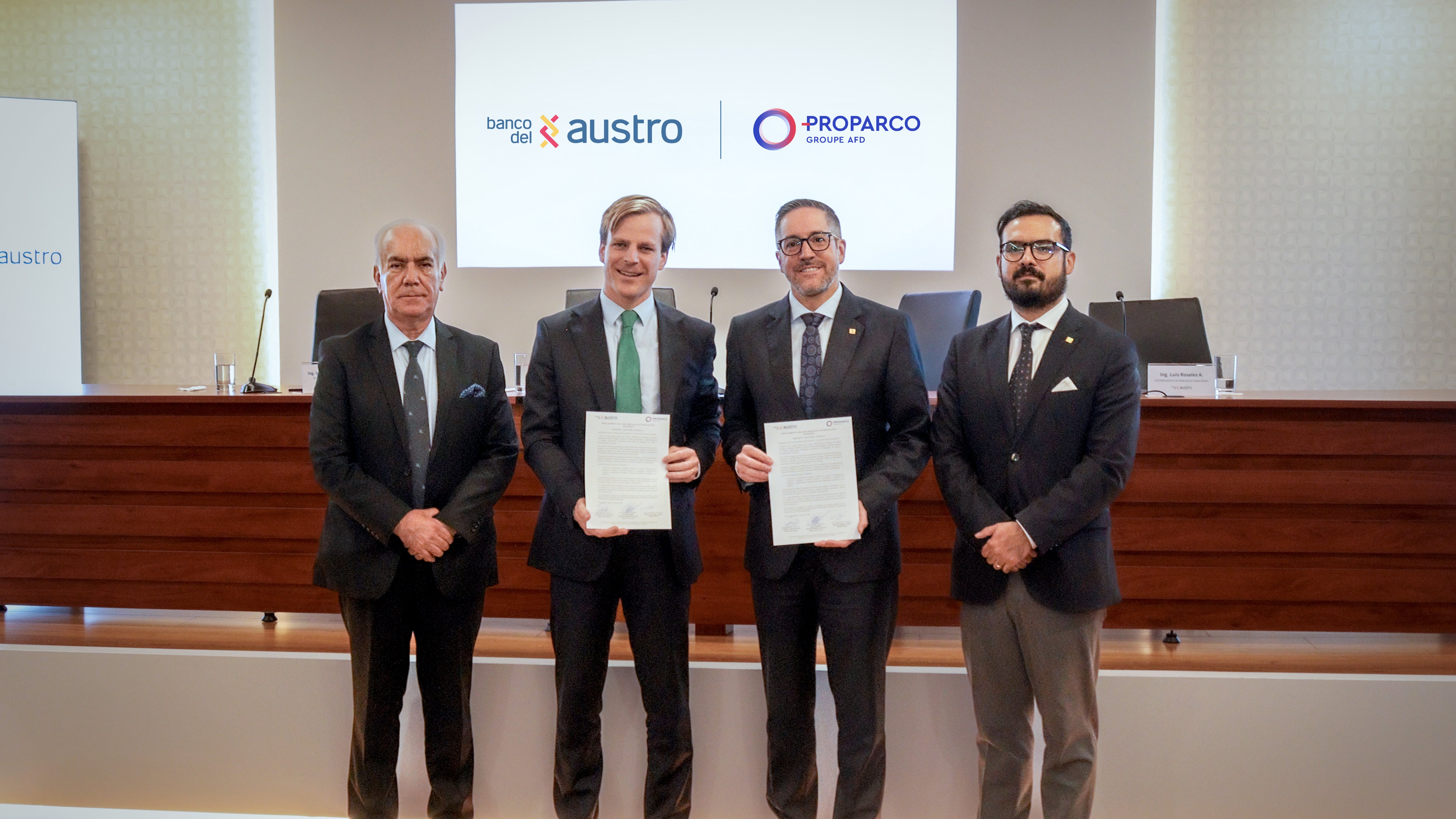 Banco del Austro y Proparco