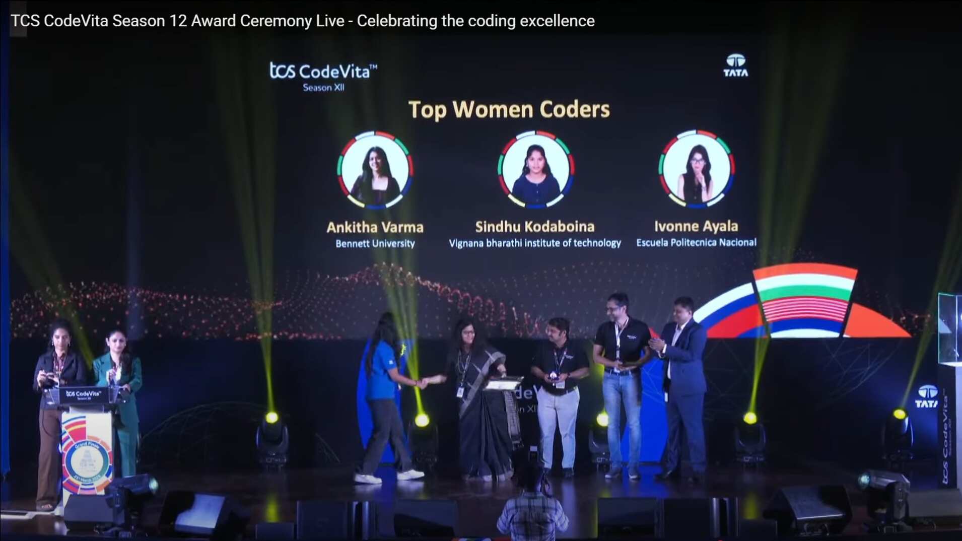 Ivonne Ayala - Tercer lugar en programación en IA