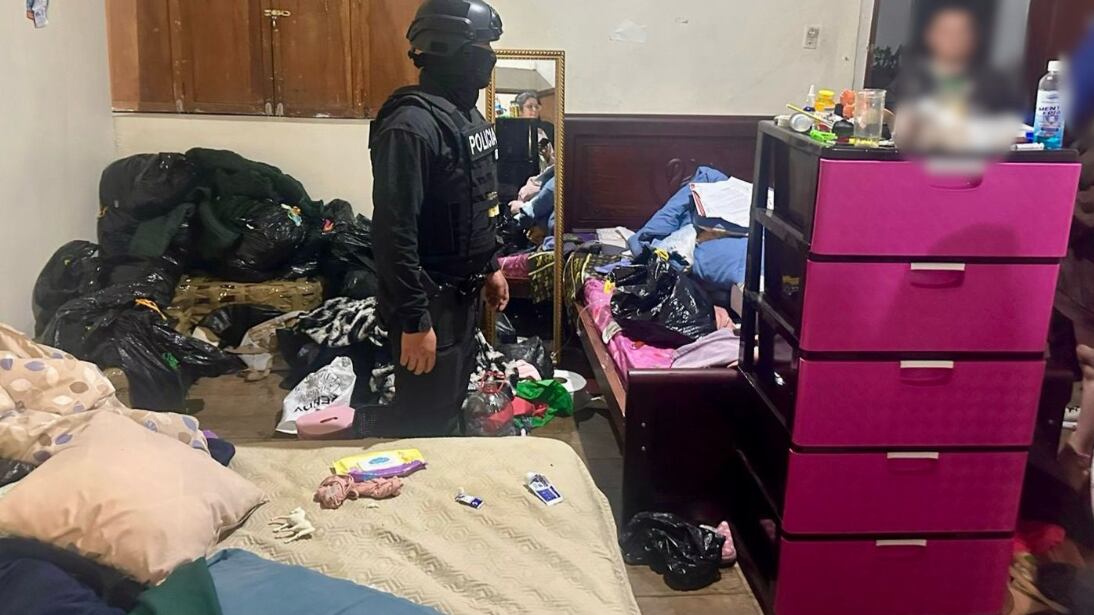 Casa allanada en rescate de bebé en Loja