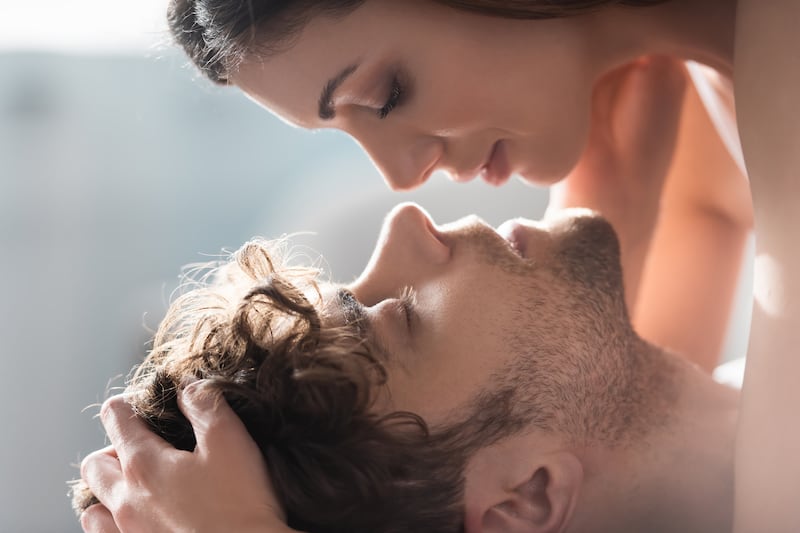 La confianza emocional también fortalece la química sexual en pareja.