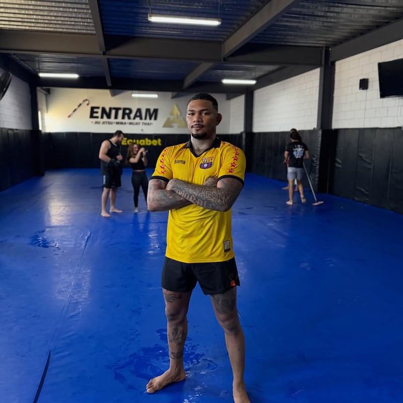 Michael Morales es del Barcelona SC.